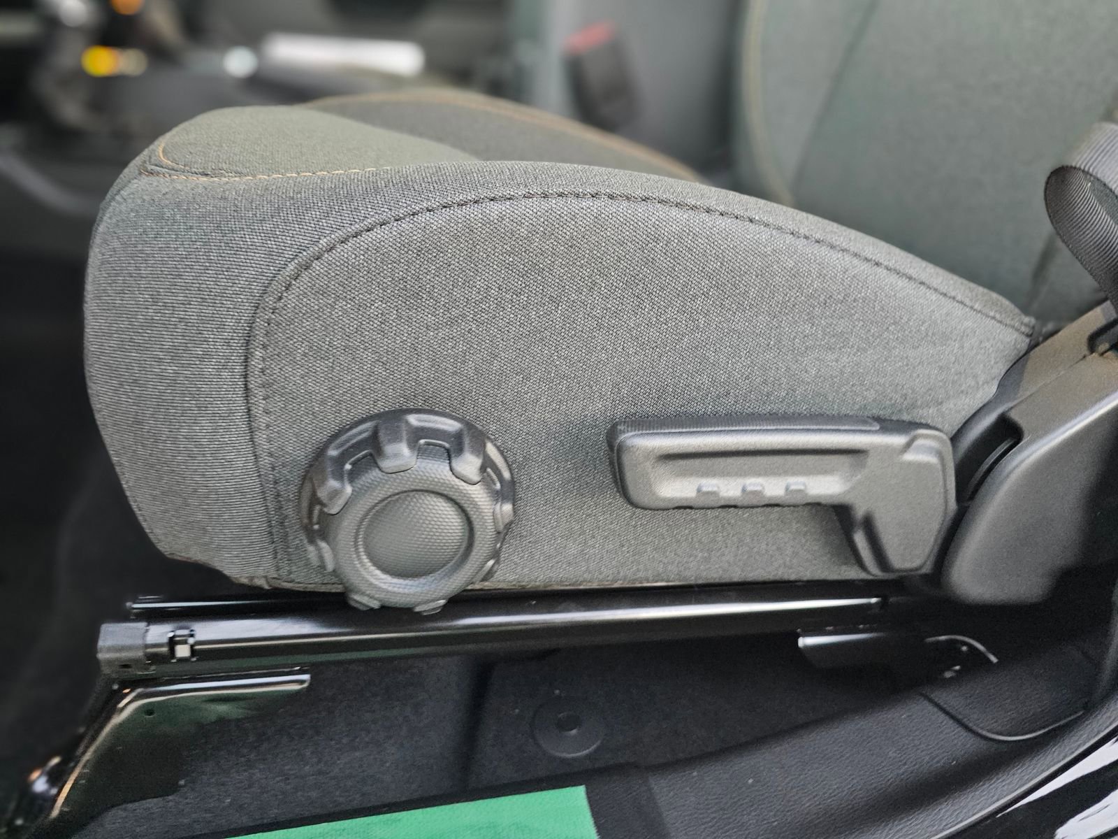 New 2026 Jeep Gladiator Sport image 21