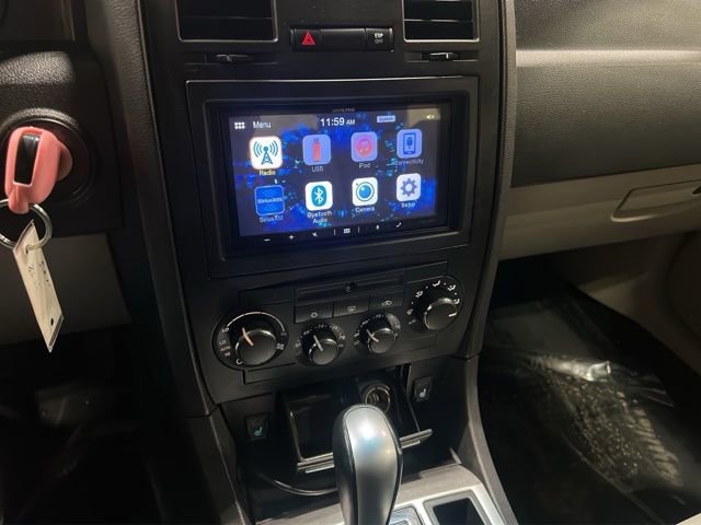 Used 2006 Chrysler 300 C image 16