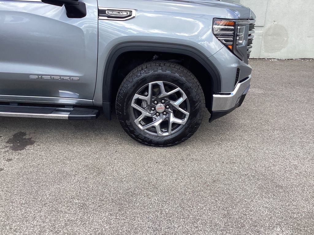 Used 2023 GMC Sierra 1500 SLT w/ SLT Premium Package AWD/4WD image 23