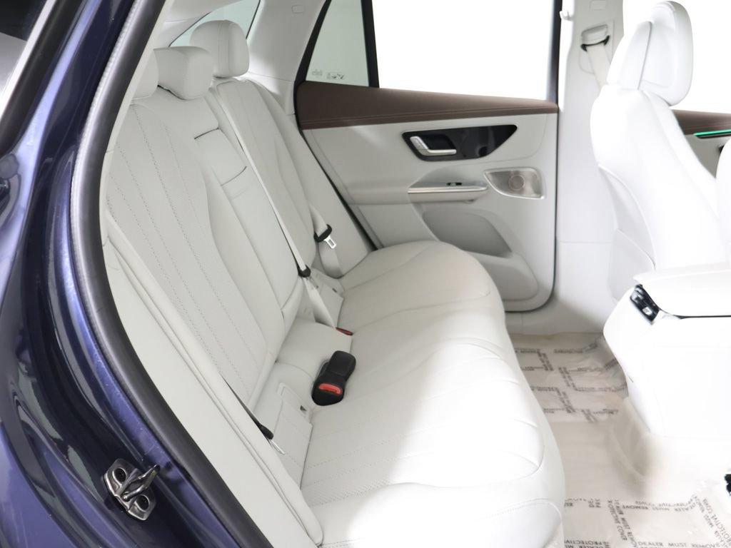 Used 2023 Mercedes-Benz EQE 350+ 4MATIC SUV w/ Exclusive Trim Package image 39