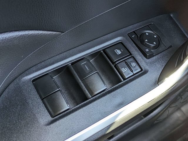 Used 2023 Toyota RAV4 LE FWD image 23