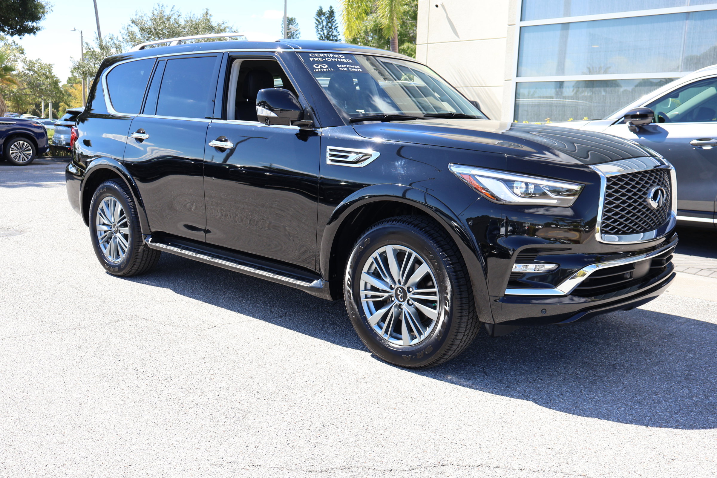 Certified 2022 INFINITI QX80 Luxe w/ Cargo Package image 12