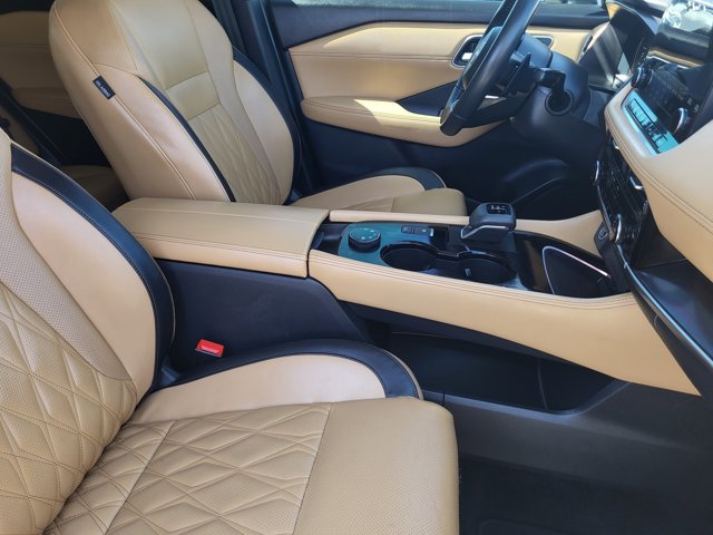 Certified 2023 Nissan Rogue Platinum w/ Platinum Premium Package image 9