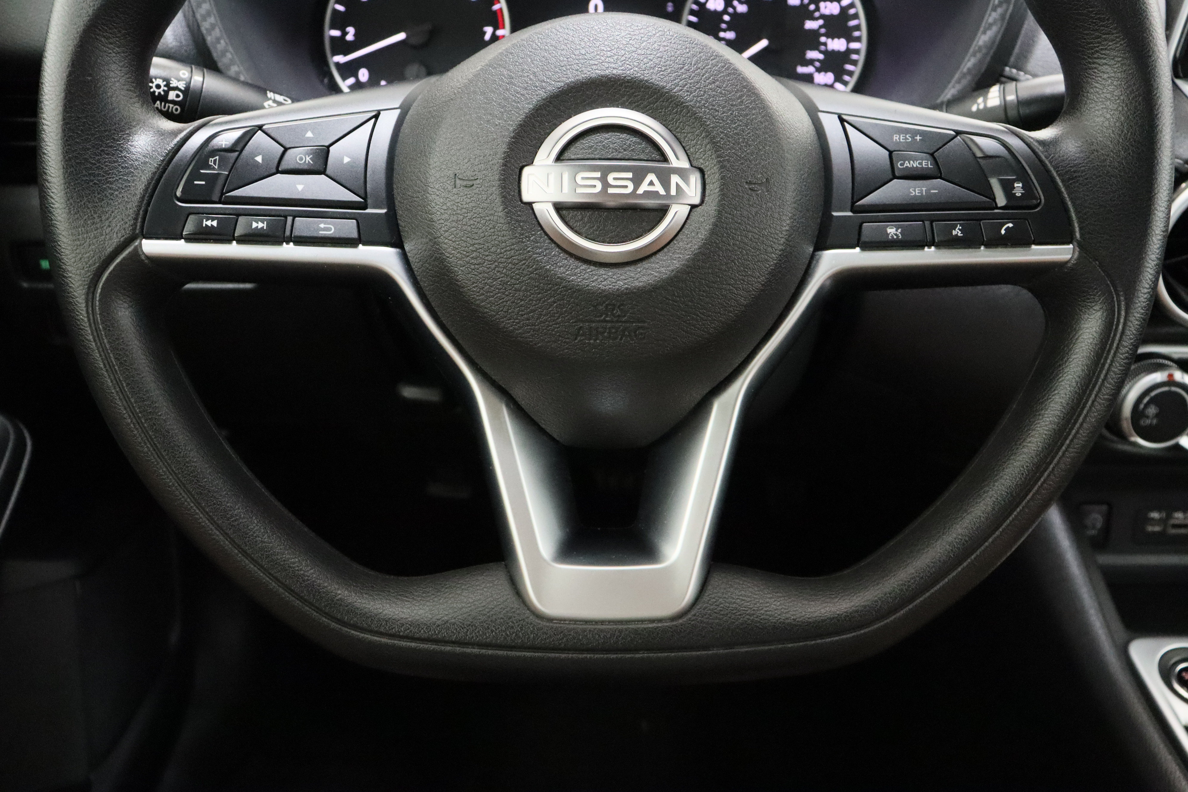 Used 2024 Nissan Sentra SV FWD image 23