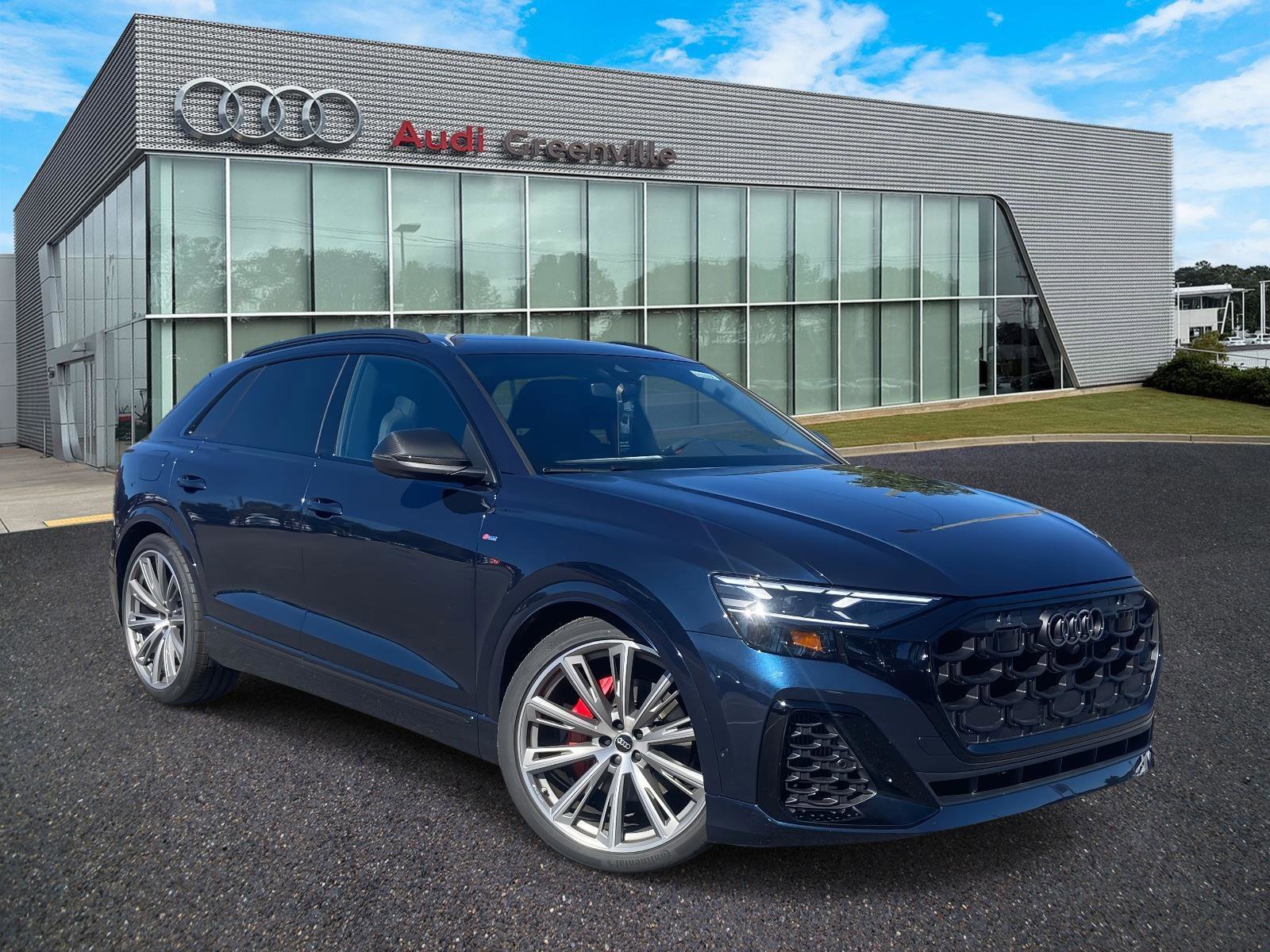 New 2026 Audi Q8 Prestige image 1