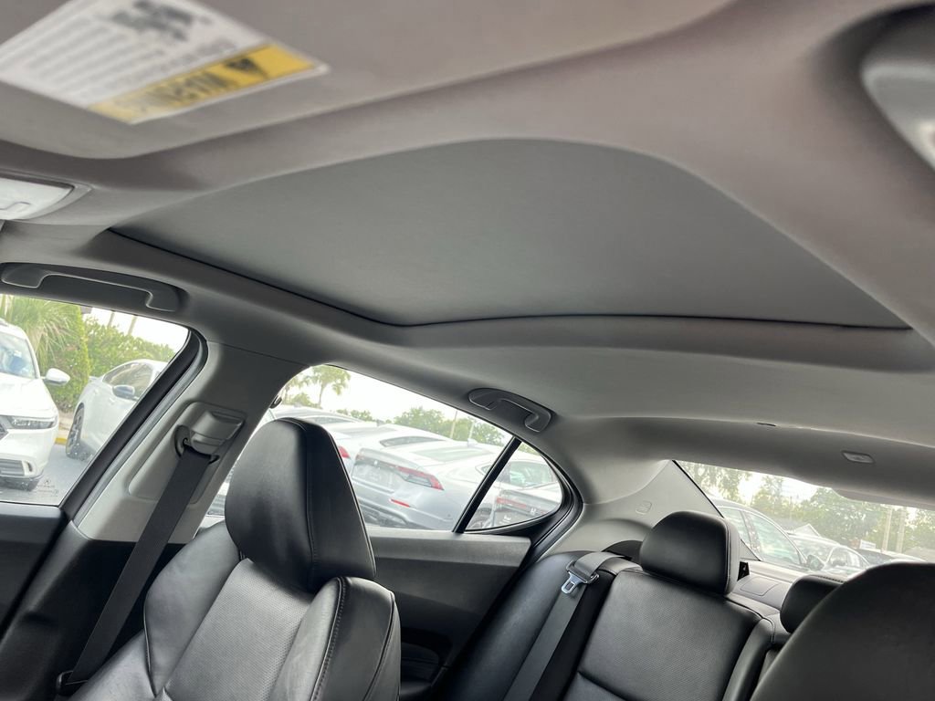 Used 2018 Acura TLX w/ Technology Package FWD image 36