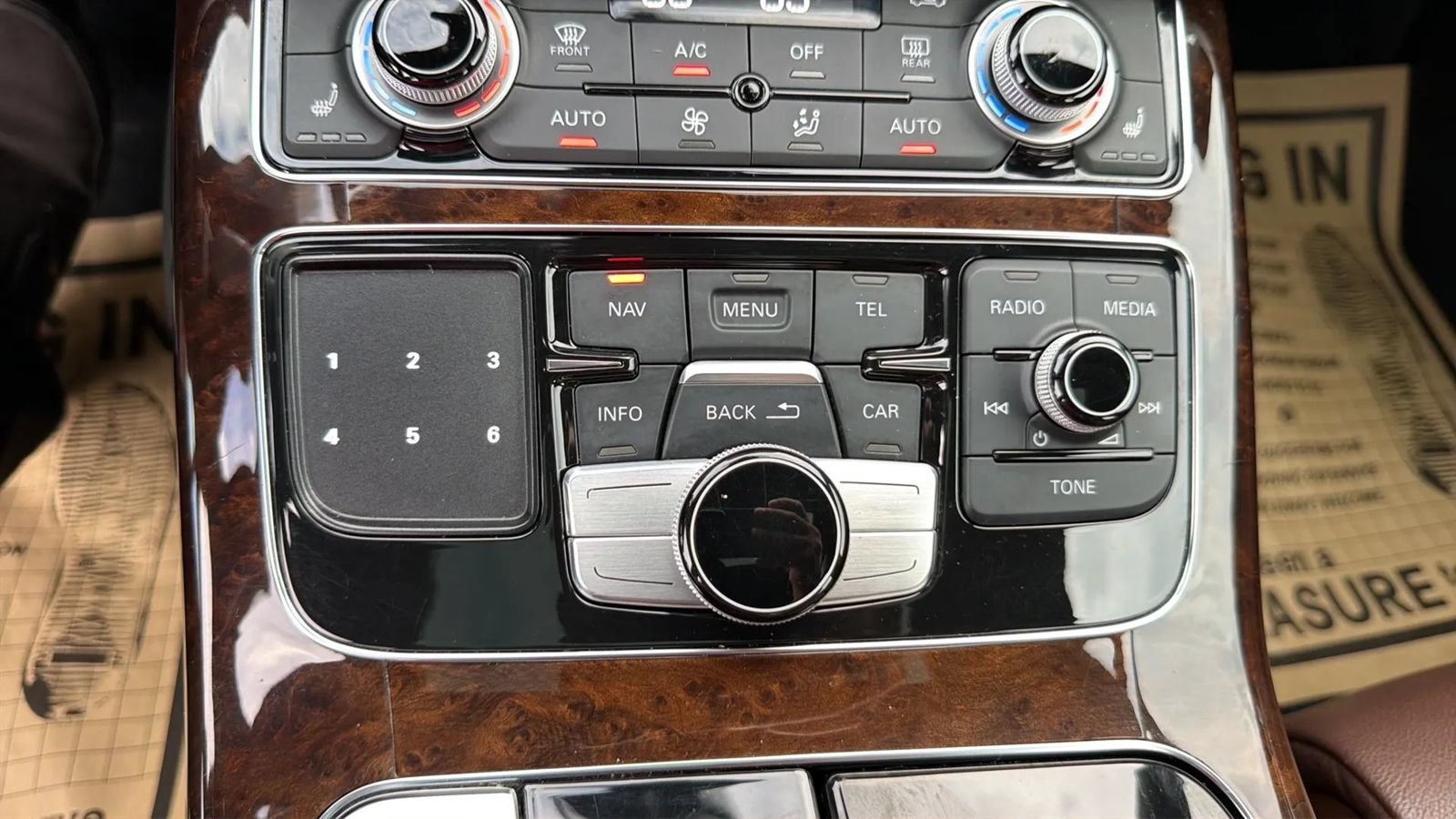 Used 2013 Audi A8 3.0T w/ Convenience Pkg AWD/4WD image 27