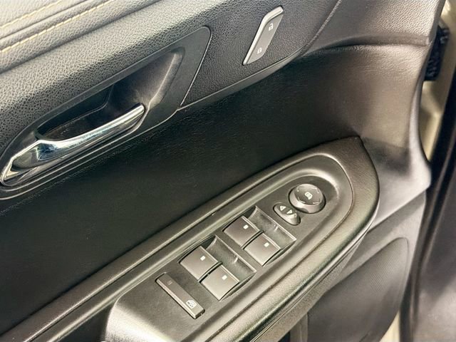 Used 2017 Chevrolet Traverse LT w/ Style and Technology Package AWD/4WD image 17