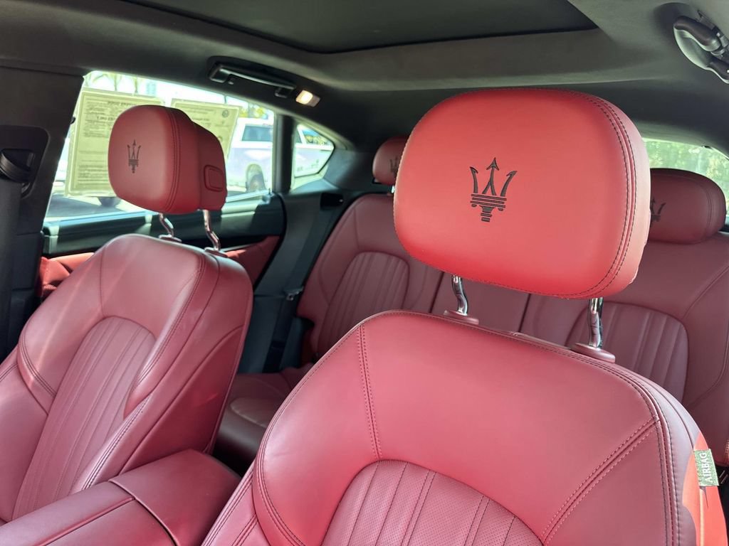 Used 2023 Maserati Levante GT AWD/4WD image 22