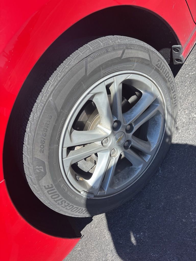 Used 2017 Chevrolet Cruze LT w/ Convenience Package image 13