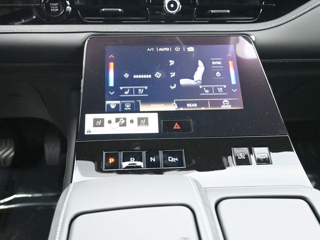 New 2026 INFINITI QX80 Autograph w/ Premium Cargo Package image 16