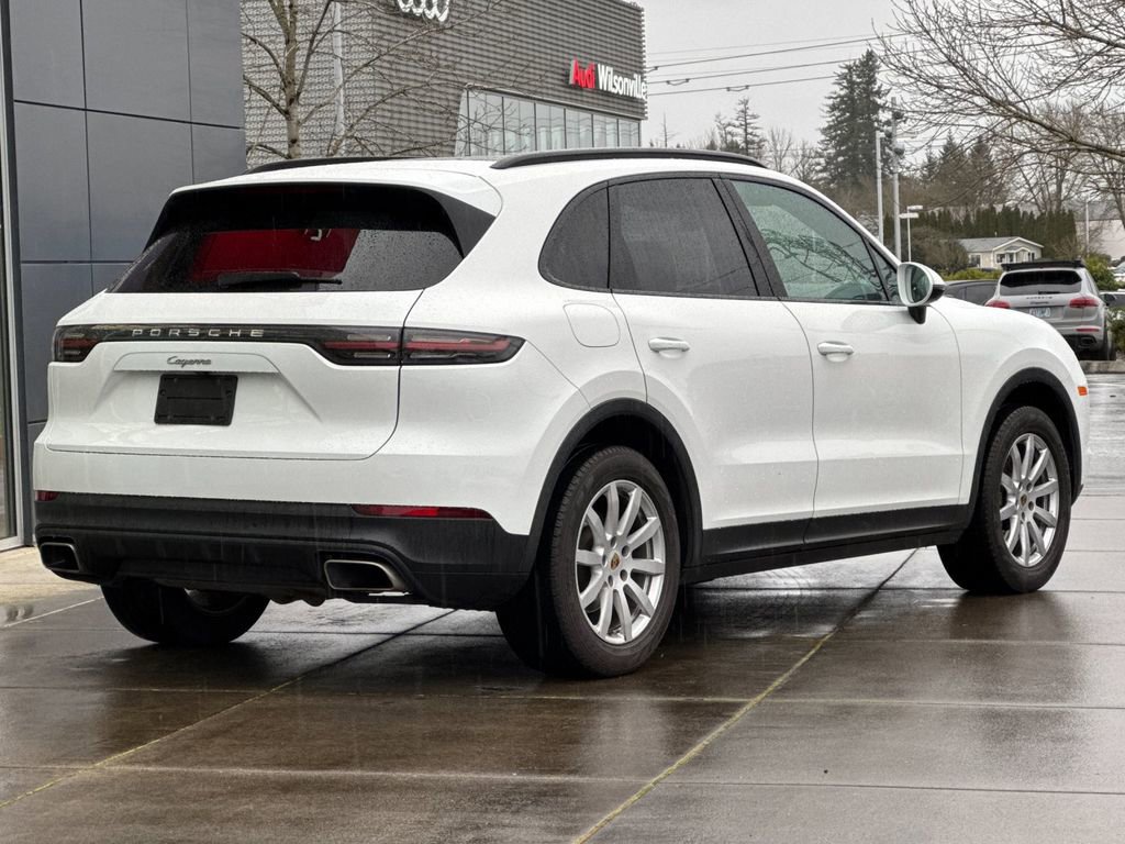 Used 2021 Porsche Cayenne AWD/4WD image 3