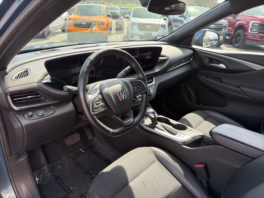 Used 2024 Buick Envista Preferred w/ Convenience I Package image 11