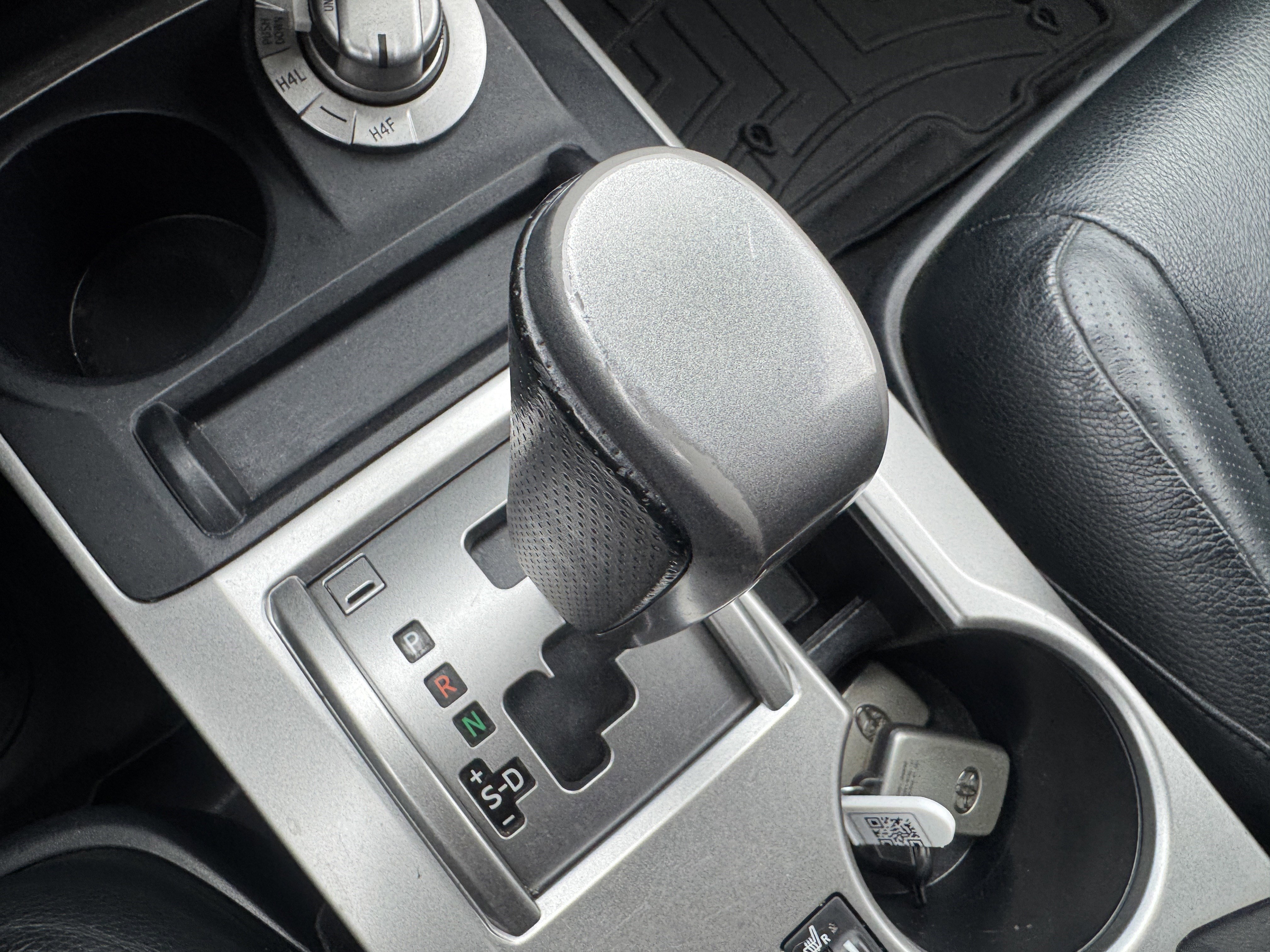 Used 2011 Toyota 4Runner Limited image 29