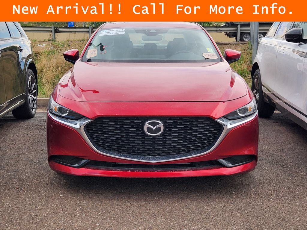 Used 2019 MAZDA MAZDA3 Sedan w/ Select Package FWD image 3