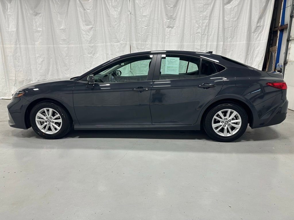 Used 2026 Toyota Camry LE FWD image 4