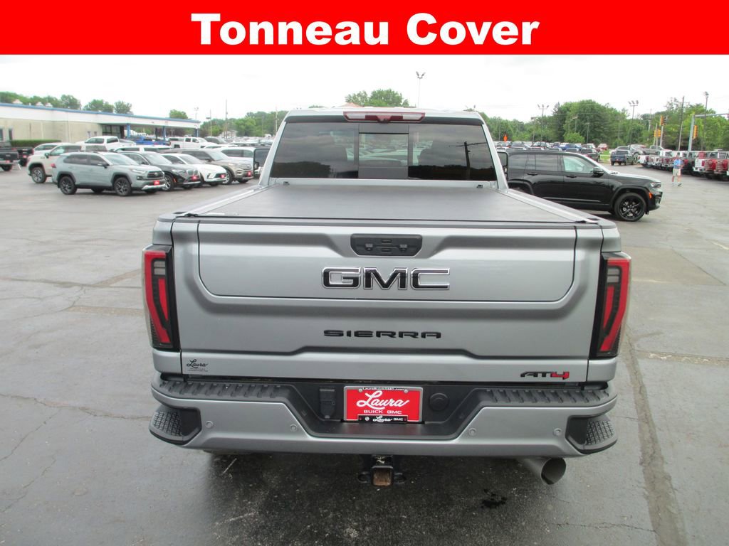 Used 2024 GMC Sierra 2500 AT4 w/ AT4 Premium Plus Package AWD/4WD image 8