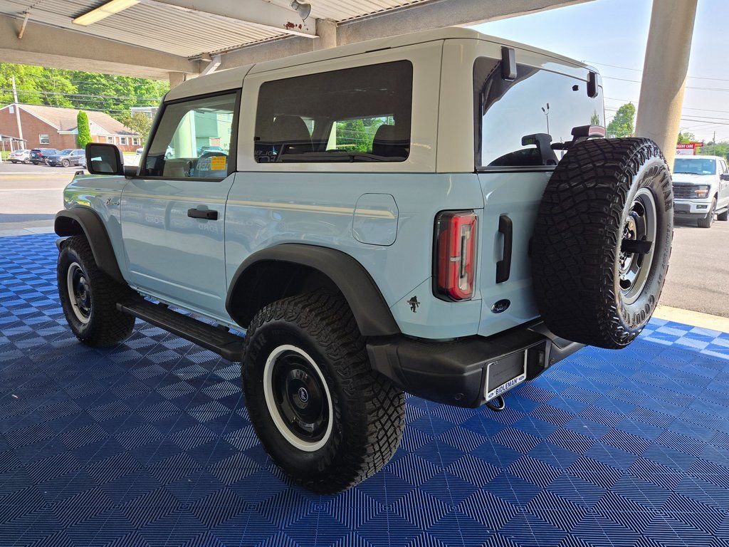 New 2024 Ford Bronco Heritage Edition image 3