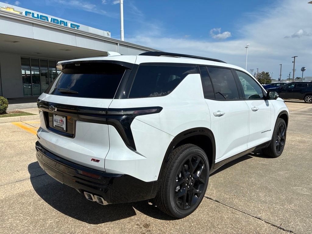 New 2026 Chevrolet Traverse RS w/ LPO, Floor Liner Package FWD image 7
