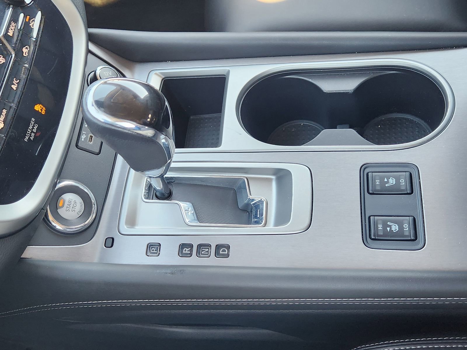 Used 2024 Nissan Murano SV image 24