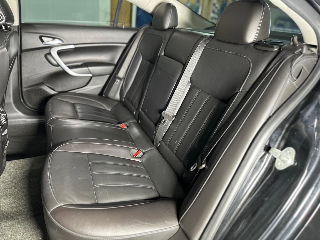 Used 2012 Buick Regal Premium FWD image 27