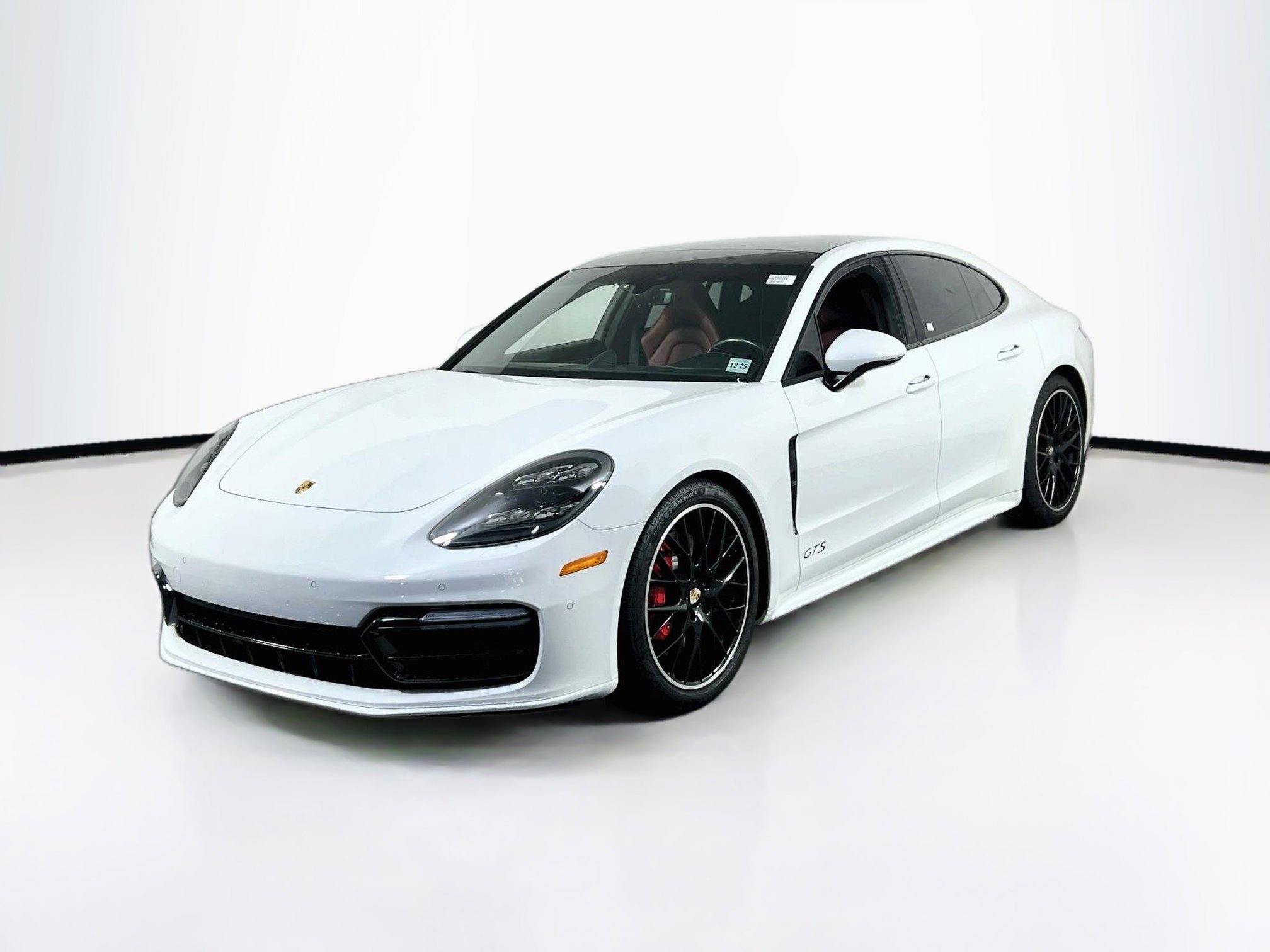 Used 2020 Porsche Panamera GTS image 1