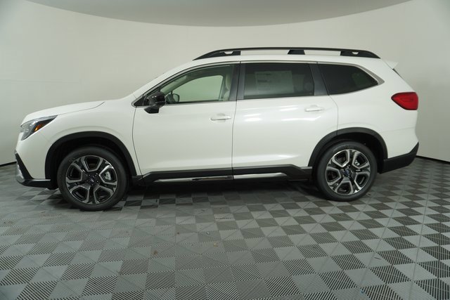 New 2026 Subaru Ascent Limited image 4