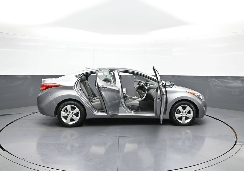 Used 2012 Hyundai Elantra GLS w/ Preferred Pkg 3 FWD image 40