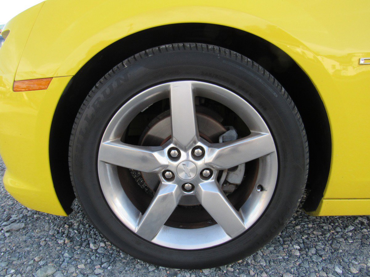 Used 2015 Chevrolet Camaro LT image 11