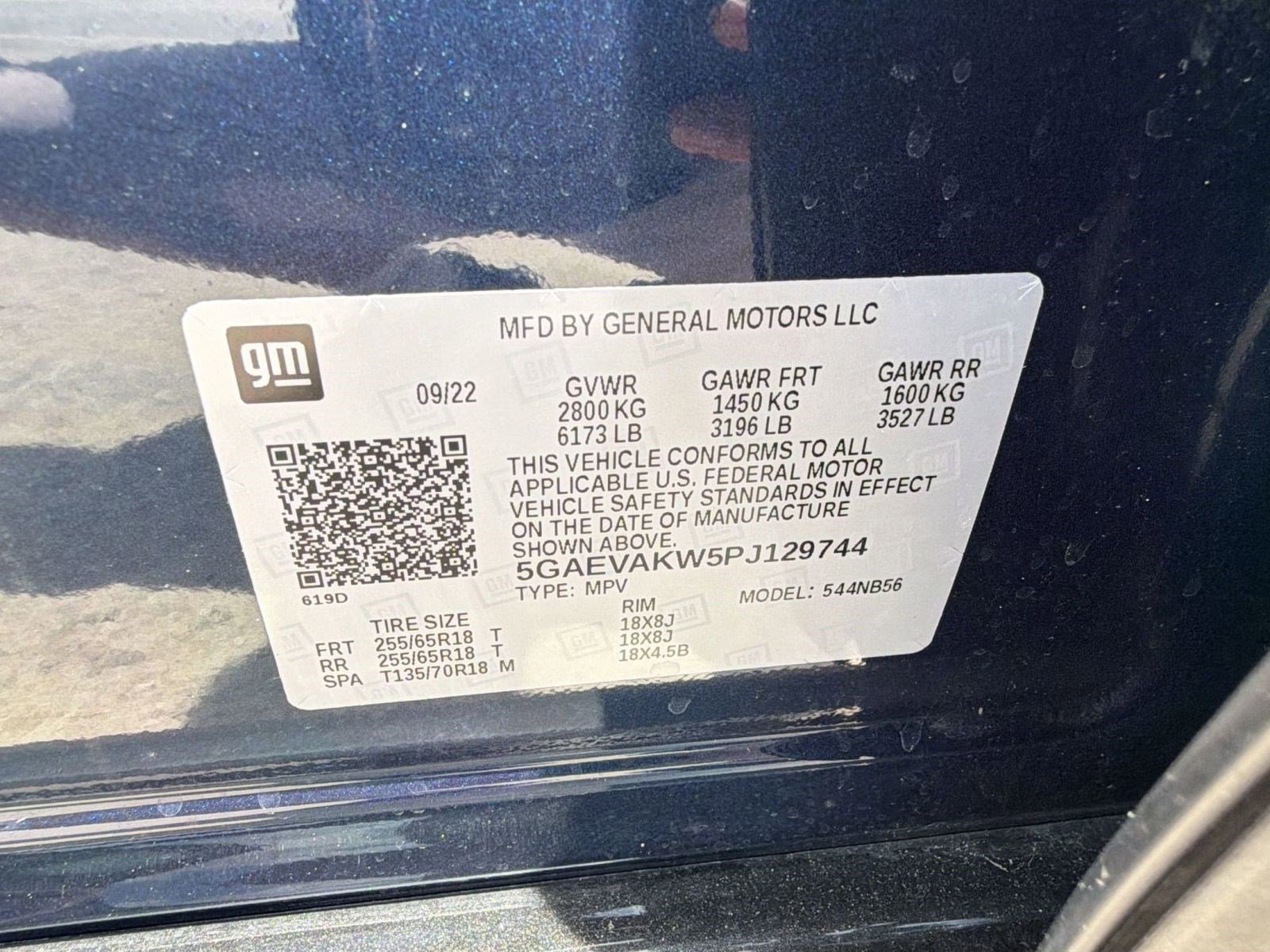 Used 2023 Buick Enclave Essence AWD/4WD image 19