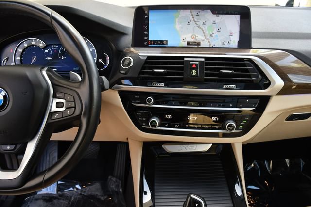 Used 2019 BMW X3 sDrive30i w/ Premium Package image 11