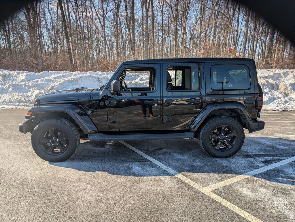 Used 2022 Jeep Wrangler Unlimited Sahara image 8