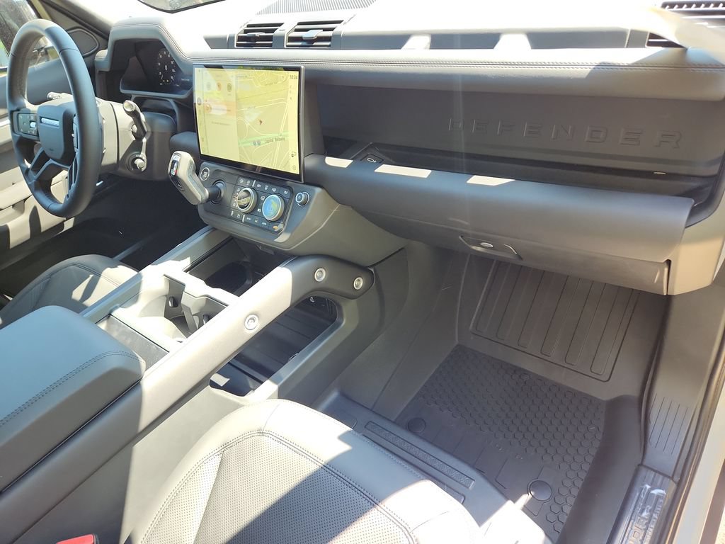 New 2026 Land Rover Defender 110 S AWD/4WD image 25