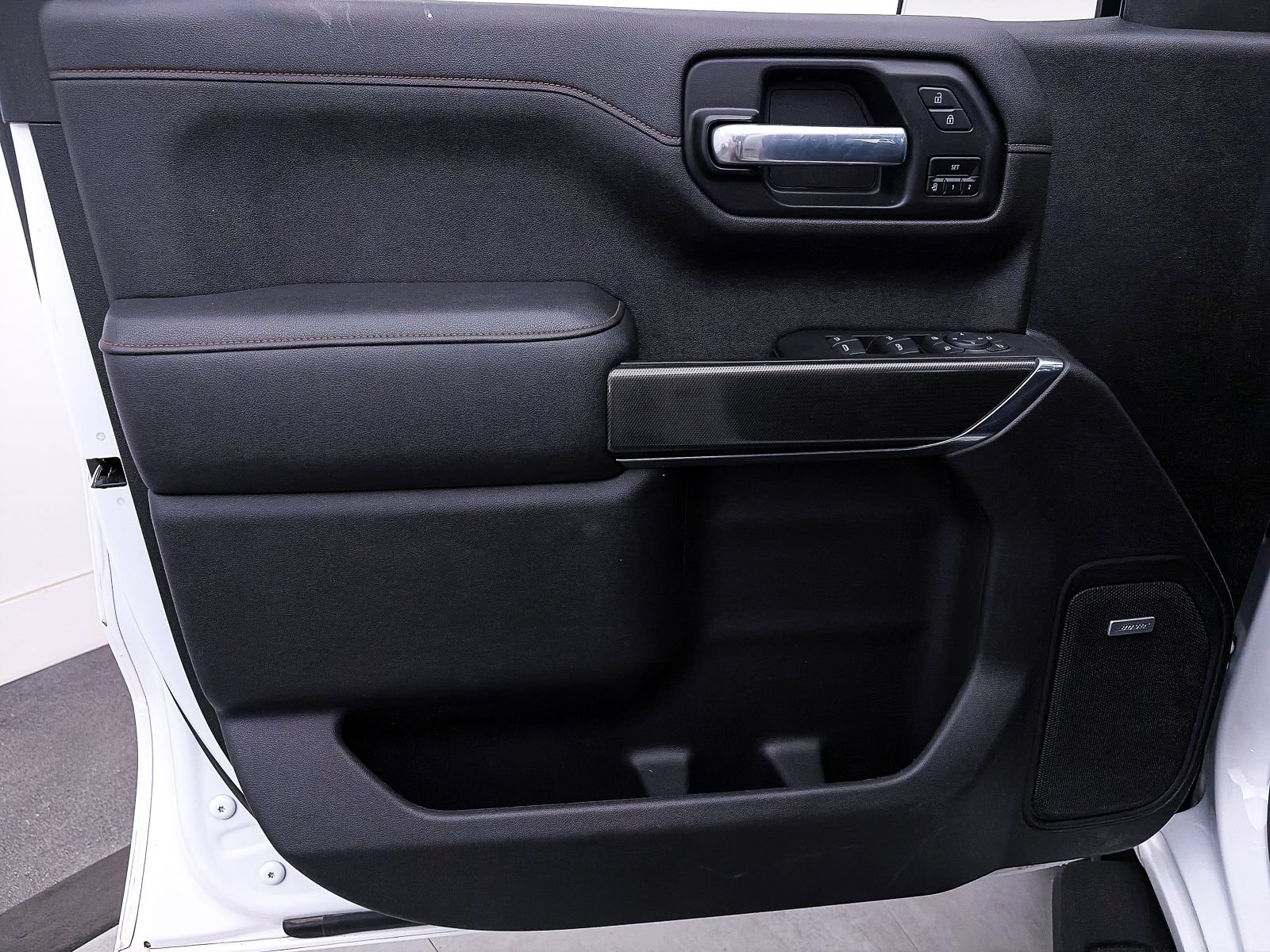 Used 2021 GMC Sierra 1500 AT4 w/ AT4 Premium Package AWD/4WD image 18
