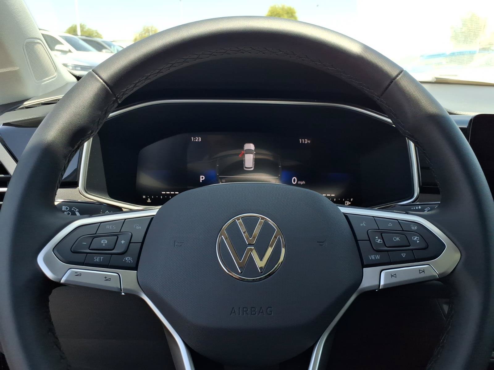New 2026 Volkswagen Taos SE FWD image 17
