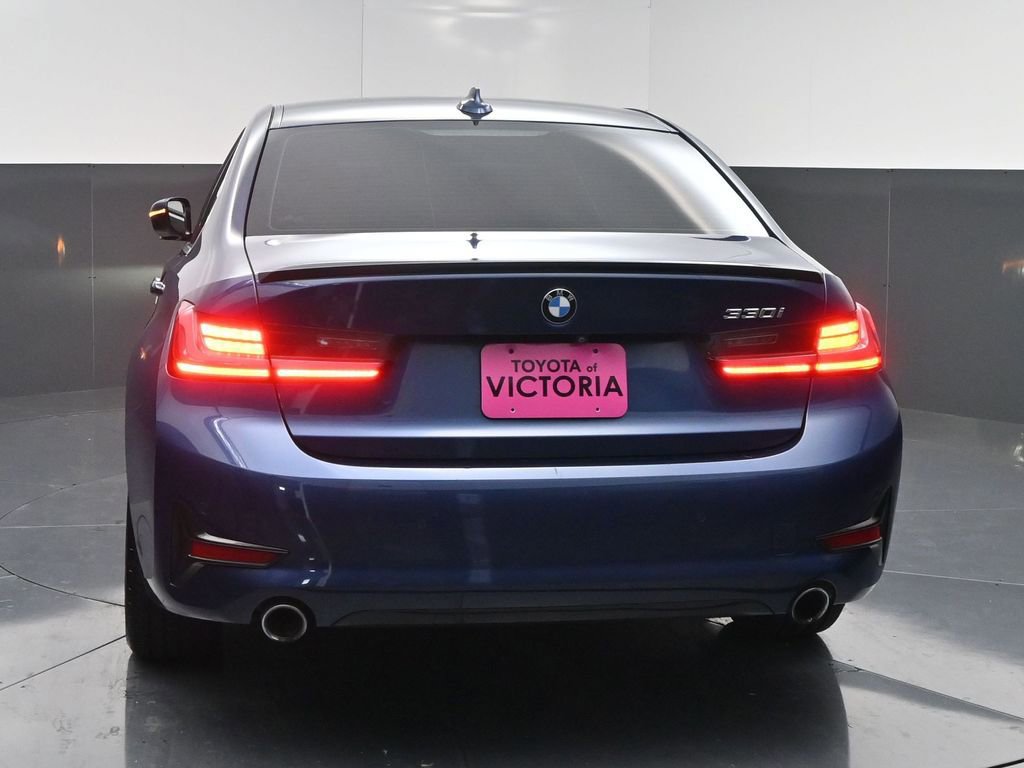 Used 2021 BMW 330i Sedan w/ Convenience Package image 13