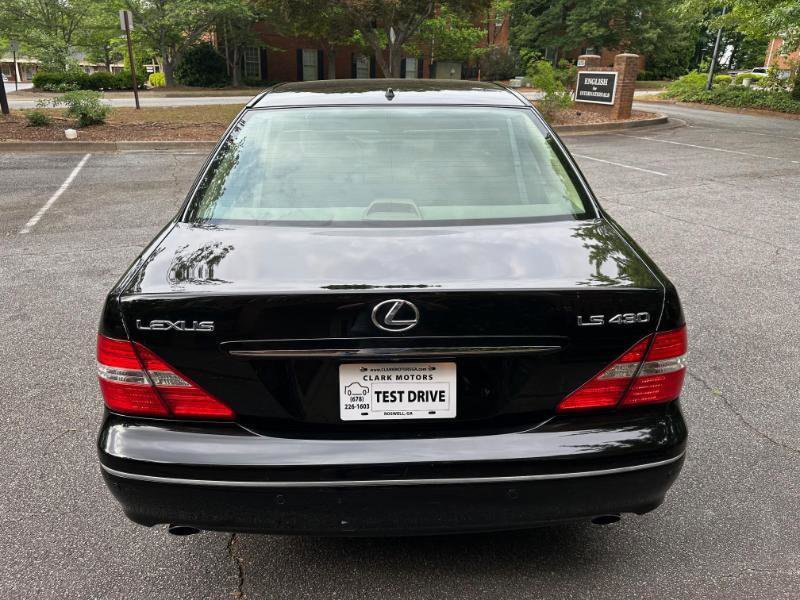Used 2005 Lexus LS 430 RWD image 8