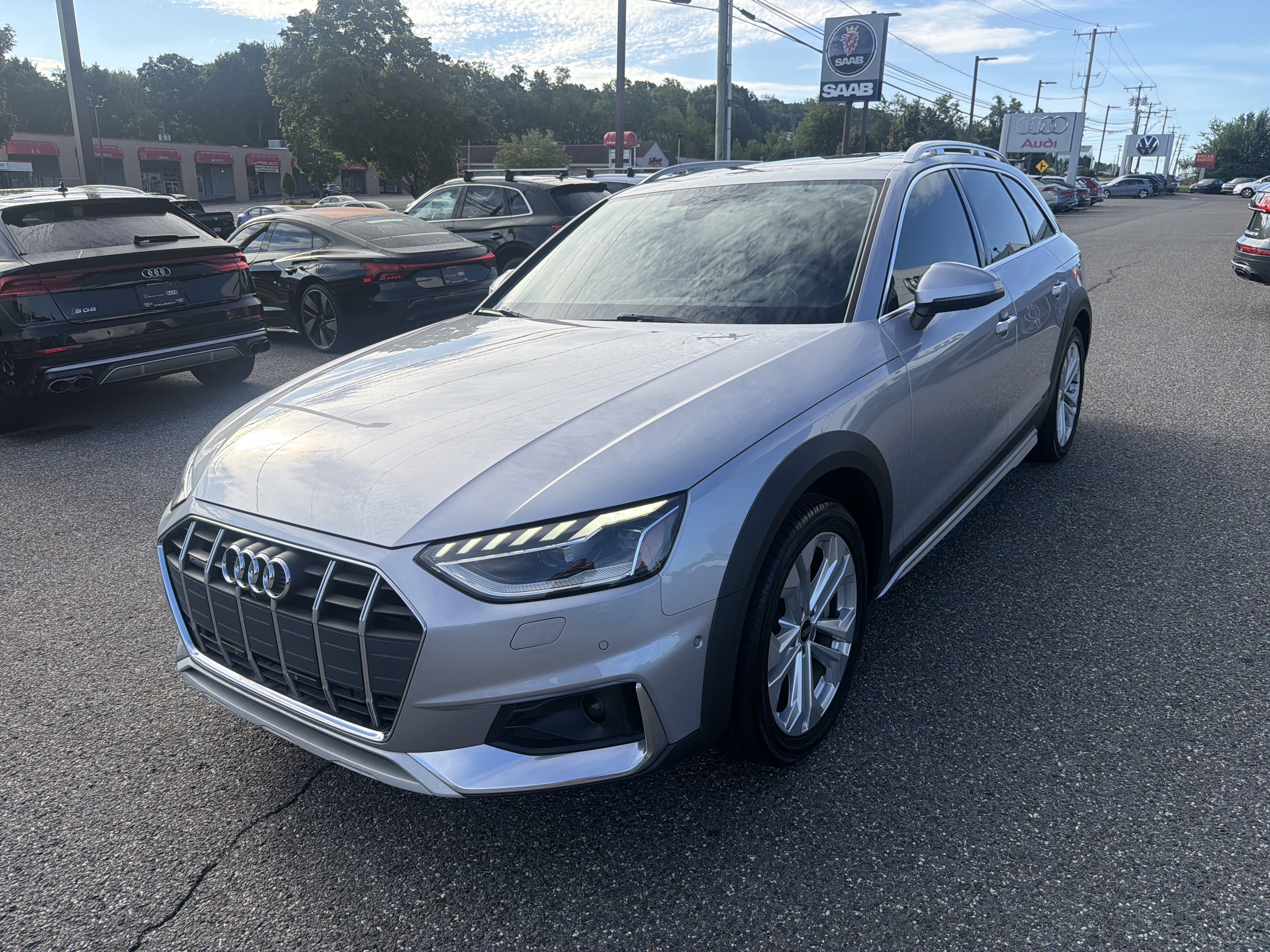 Certified 2023 Audi A4 2.0T allroad Prestige w/ Prestige Package AWD/4WD image 3