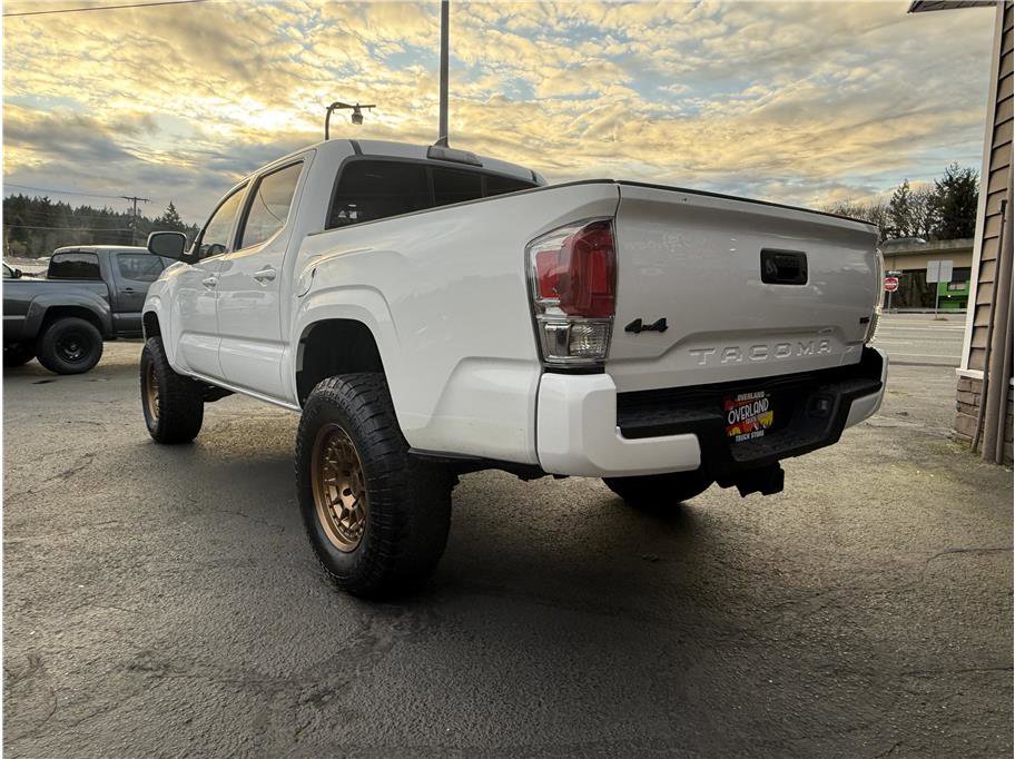 Used 2019 Toyota Tacoma SR w/ SR Convenience Package image 8