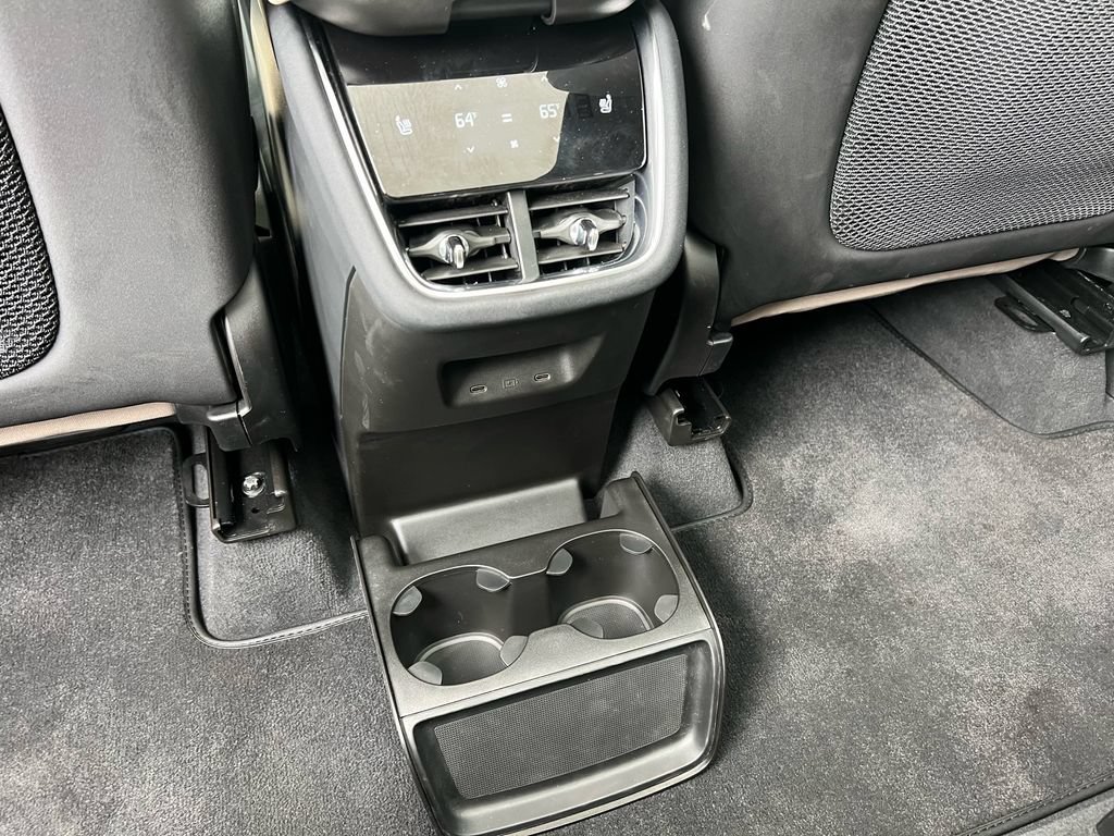 Certified 2025 Volvo EX90 Ultra AWD/4WD image 23