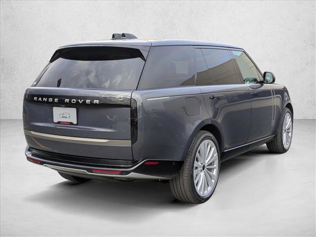 New 2026 Land Rover Range Rover Long Wheelbase SE video 2