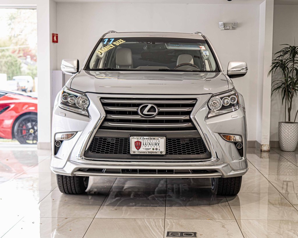 Used 2017 Lexus GX 460 Luxury image 2