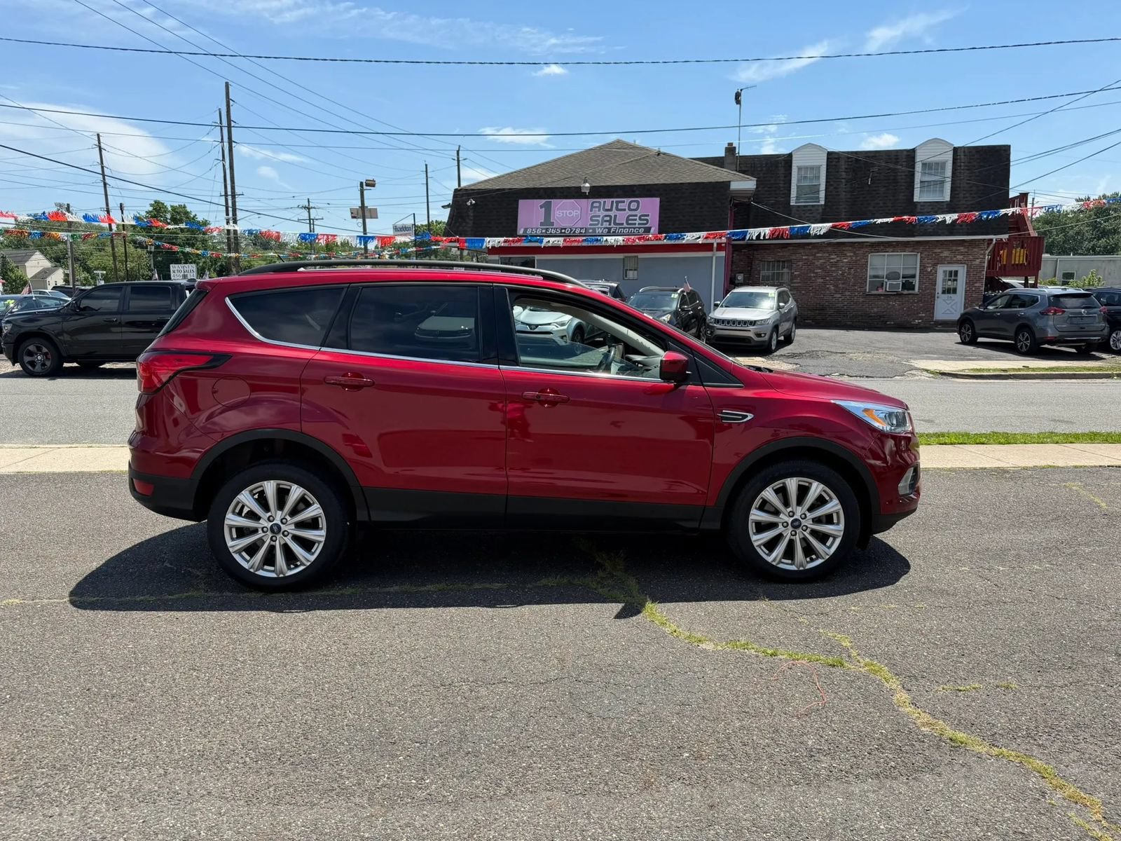Used 2019 Ford Escape SEL AWD/4WD image 9