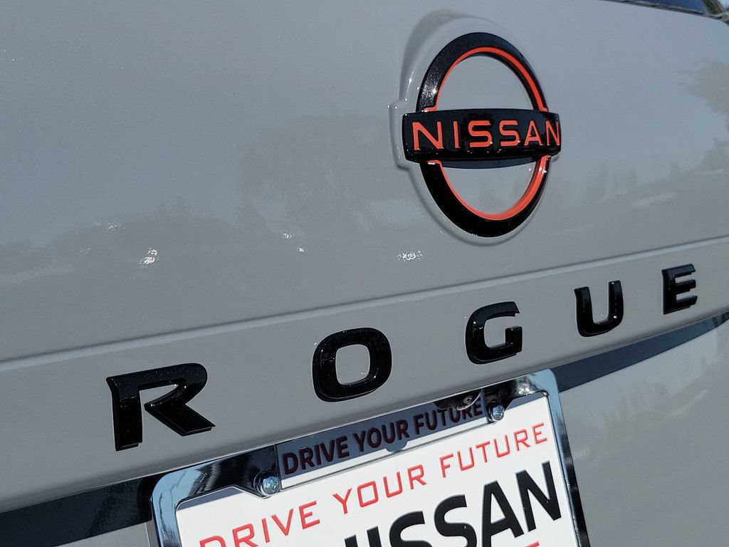 New 2026 Nissan Rogue SV AWD/4WD image 3