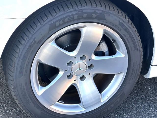 Used 2003 Mercedes-Benz E 320 Sedan image 11