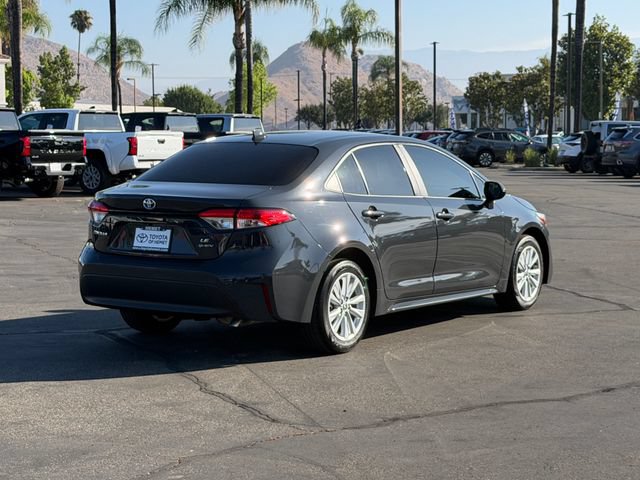 Used 2025 Toyota Corolla LE FWD image 5