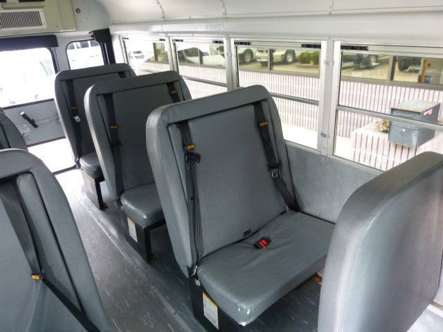 Used 2007 Chevrolet Express 3500 w/ School Bus Package image 29