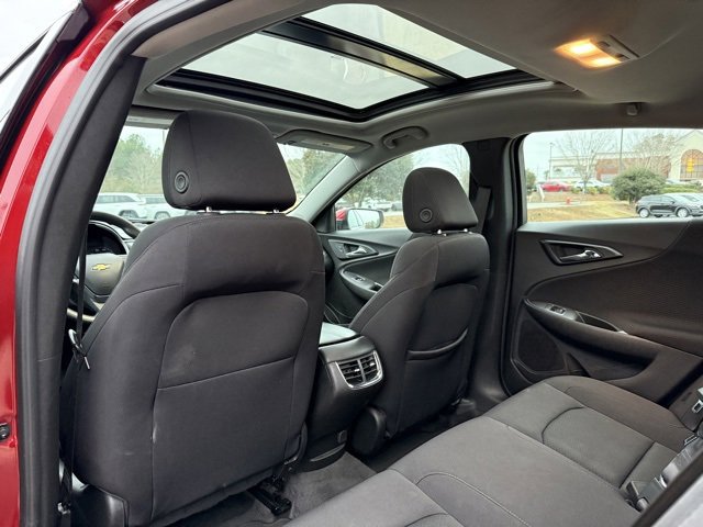 Used 2024 Chevrolet Malibu LT image 30