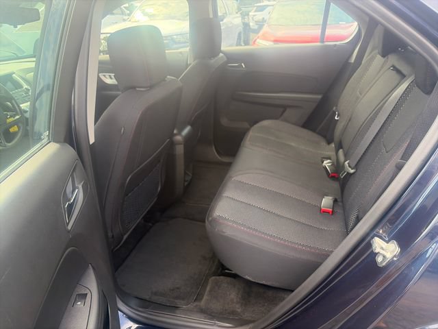 Used 2017 Chevrolet Equinox LS FWD image 28