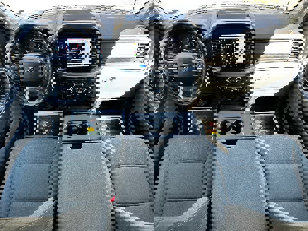 Used 2025 Ford F150 XLT w/ Equipment Group 301A Standard image 21